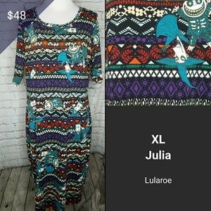 XL D Lularoe Julia
